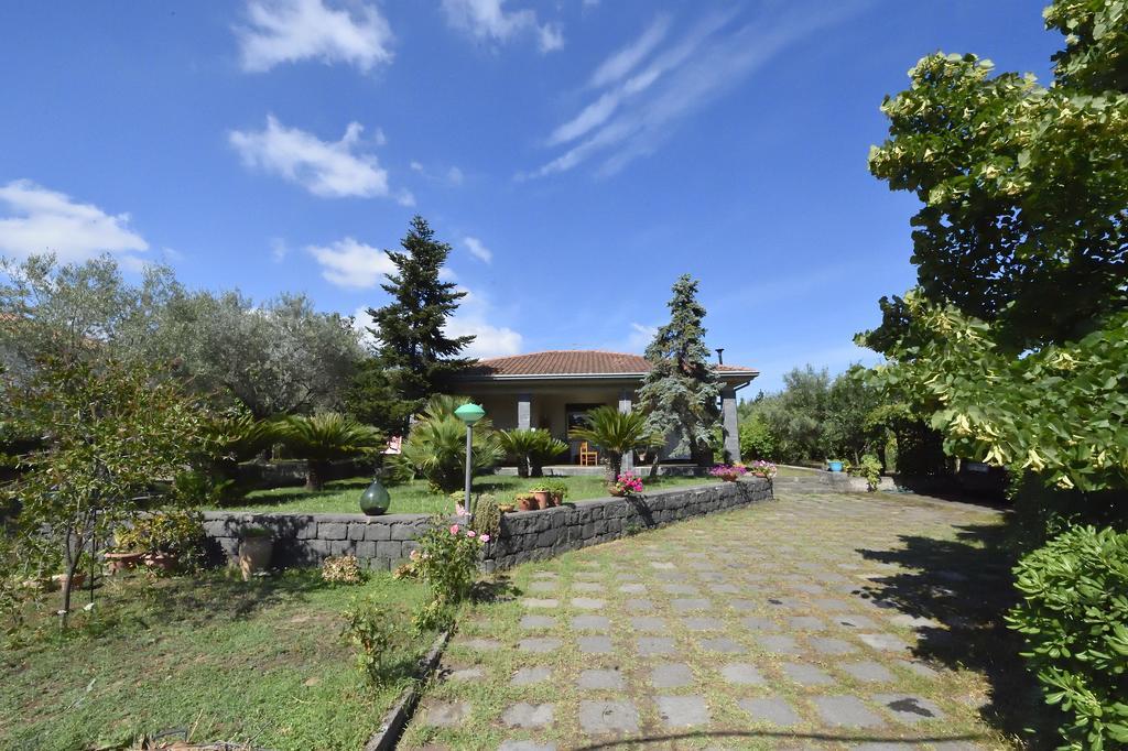 Etna Travellers B&B Mascalucia Buitenkant foto